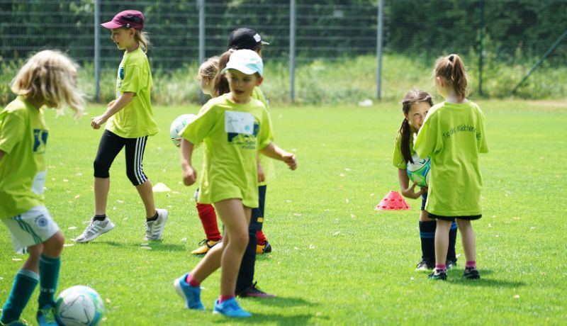 E-juniorinnen800x460